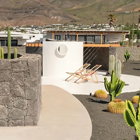 Canaryislandshost I Cauce *